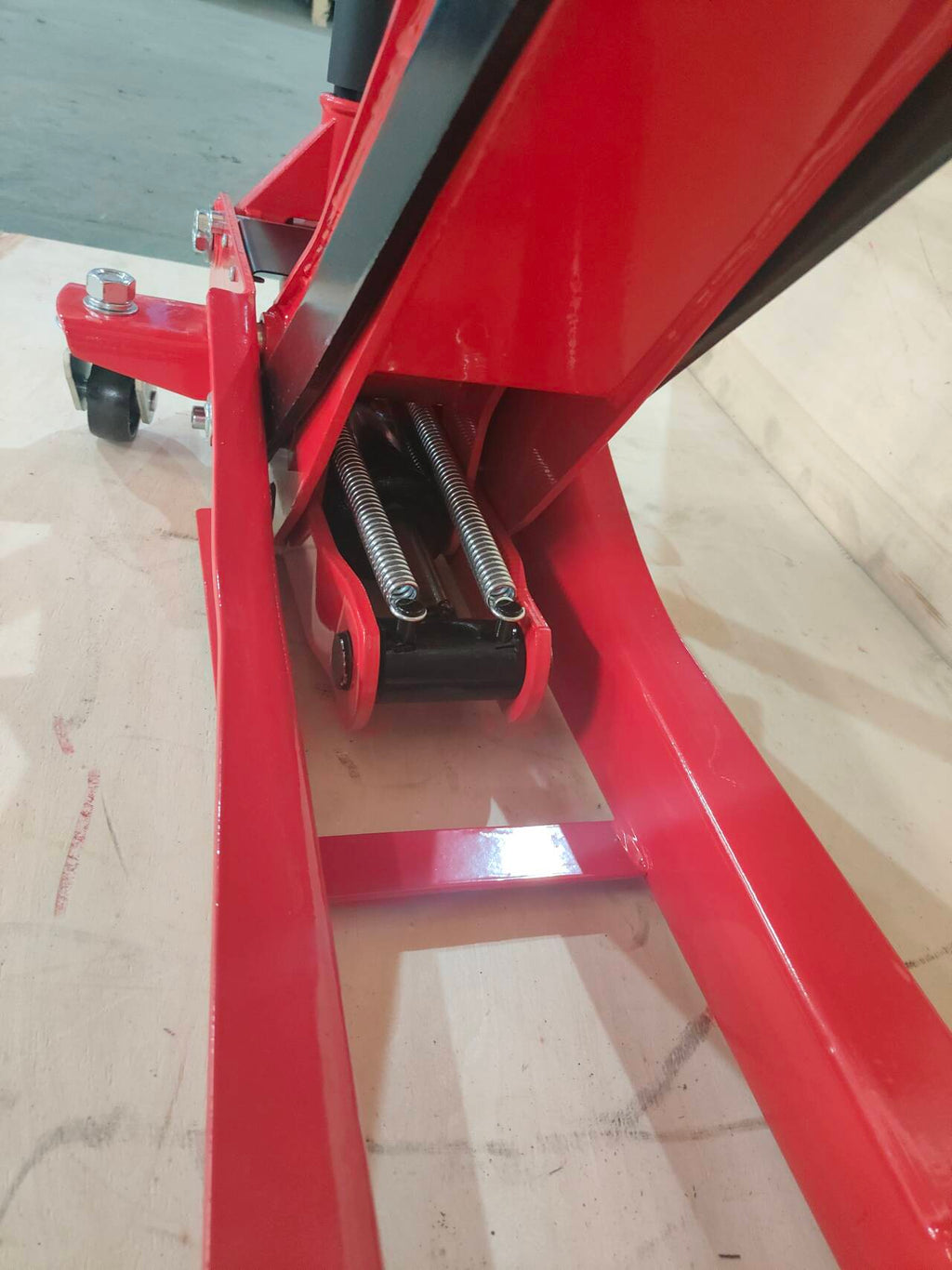 Cric hydraulique extra-plat 3 tonnes – Acier robuste, capacité de 3 tonnes (6 600 lb) | Modèle : 6KLPJ