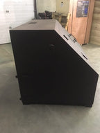 INCINÉRATEUR DE DÉCHETS EN ACIER ROBUSTE AVEC FOYER EXTÉRIEUR – Élimination des déchets industriels avec accès pour chariot élévateur | 214517 