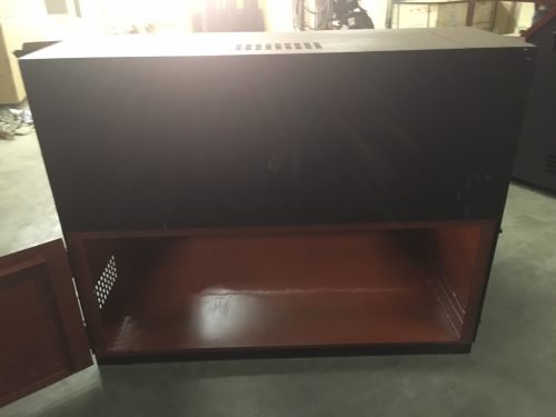 INCINÉRATEUR DE DÉCHETS EN ACIER ROBUSTE AVEC FOYER EXTÉRIEUR – Élimination des déchets industriels avec accès pour chariot élévateur | 214517 