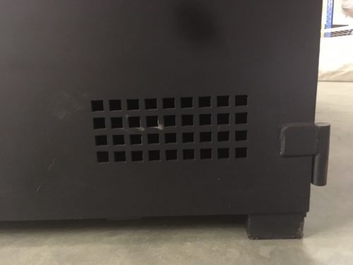 INCINÉRATEUR DE DÉCHETS EN ACIER ROBUSTE AVEC FOYER EXTÉRIEUR – Élimination des déchets industriels avec accès pour chariot élévateur | 214517 