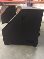 INCINÉRATEUR DE DÉCHETS EN ACIER ROBUSTE AVEC FOYER EXTÉRIEUR – Élimination des déchets industriels avec accès pour chariot élévateur | 214517 