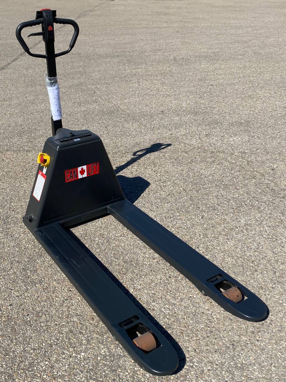 Transpalette hybride haute capacité 4400 lb – Manuel + Électrique | T20I213