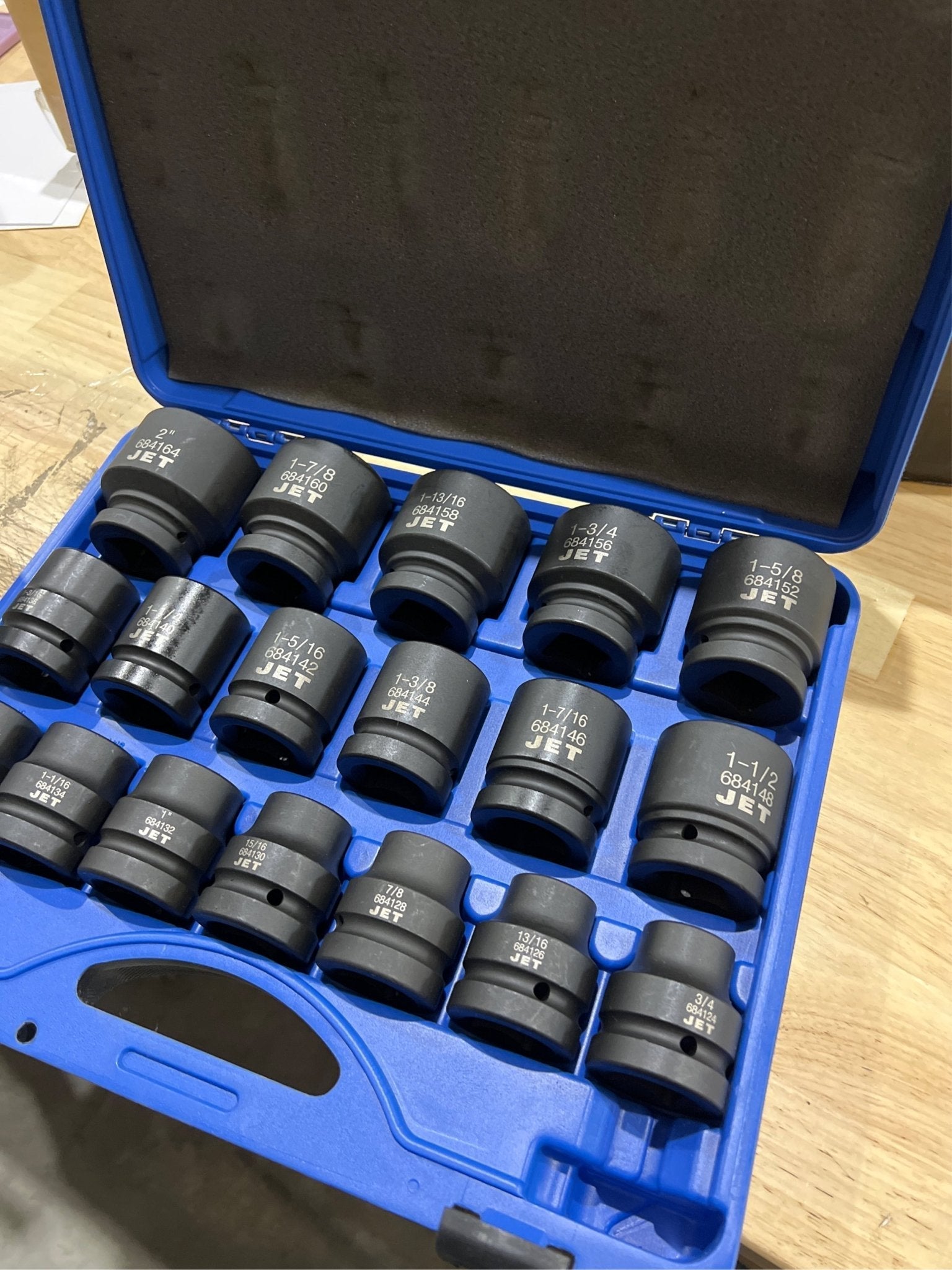 Coffret de douilles à impact JET 1 pouce - Douilles standard SAE 6 pans avec entraînement dynamométrique - 18 pièces