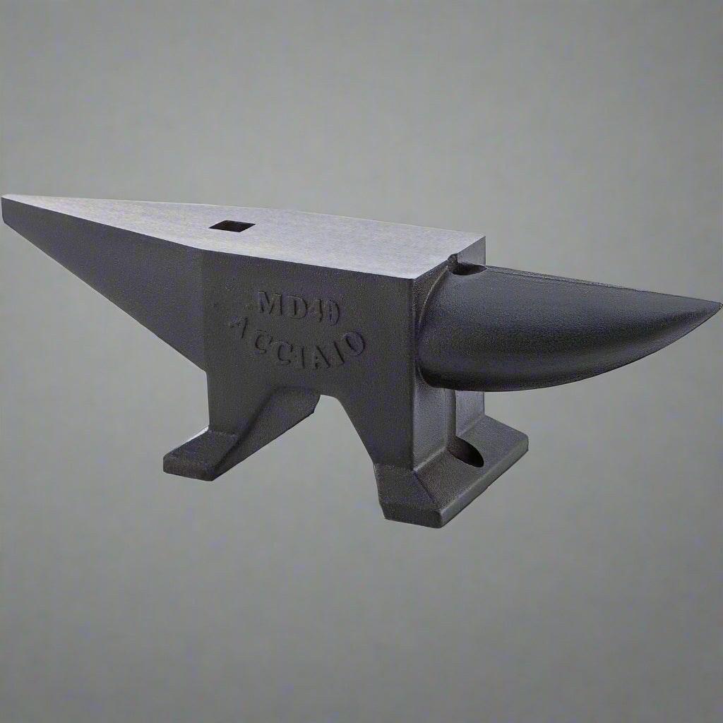 Enclume de forgeron en fonte avec corne – Disponible en 25 lb et 88 lb