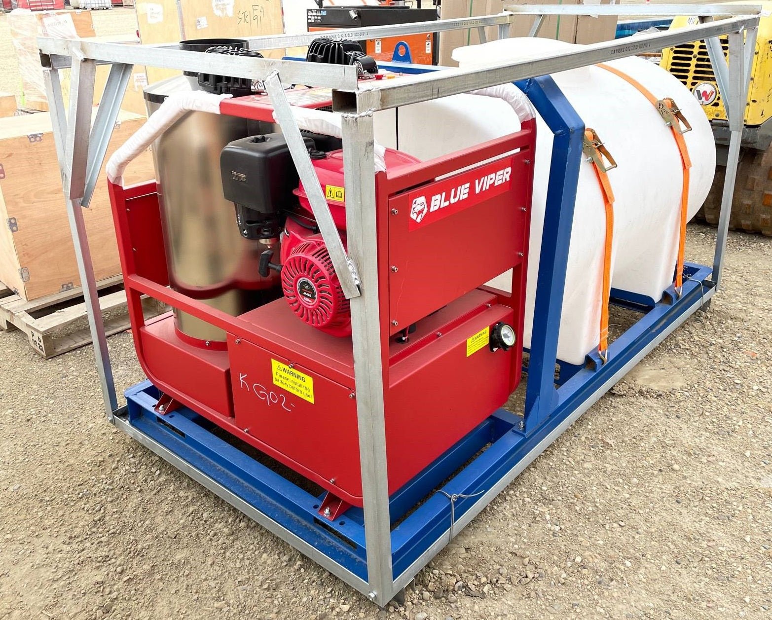 NETTOYEUR HAUTE PRESSION À EAU CHAUDE 4000 PSI ET RÉSERVOIR DE 300 GAL | Réf. : 5302023 