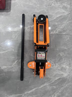 Cric hydraulique de sol en acier de 2,5 tonnes – Capacité de 2 495 kg (5 500 lb) | Modèle 25TFJ