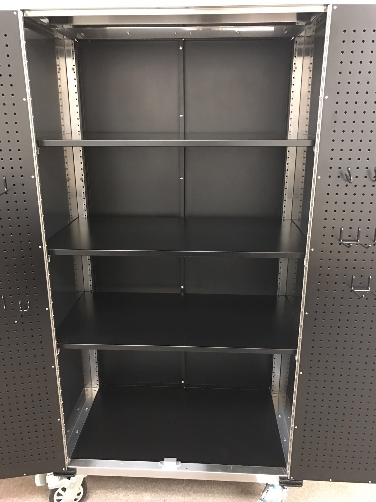 Armoire roulante en acier inoxydable 72 – Rangement verrouillable robuste | 72SSC