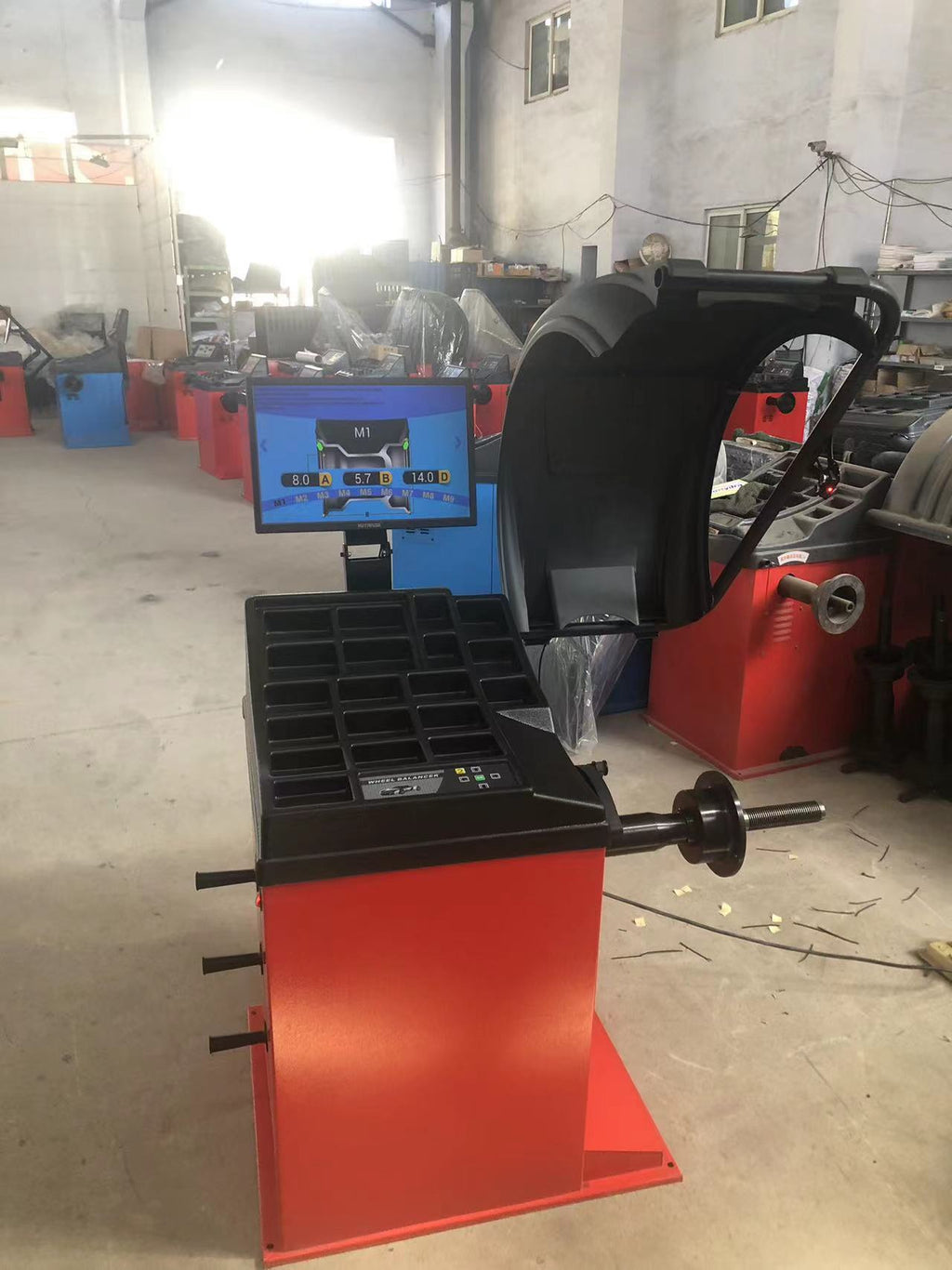 Équilibreuse de roues numérique de luxe – Machine à pneus haute précision avec écran LCD HD, Réf. : WB300A