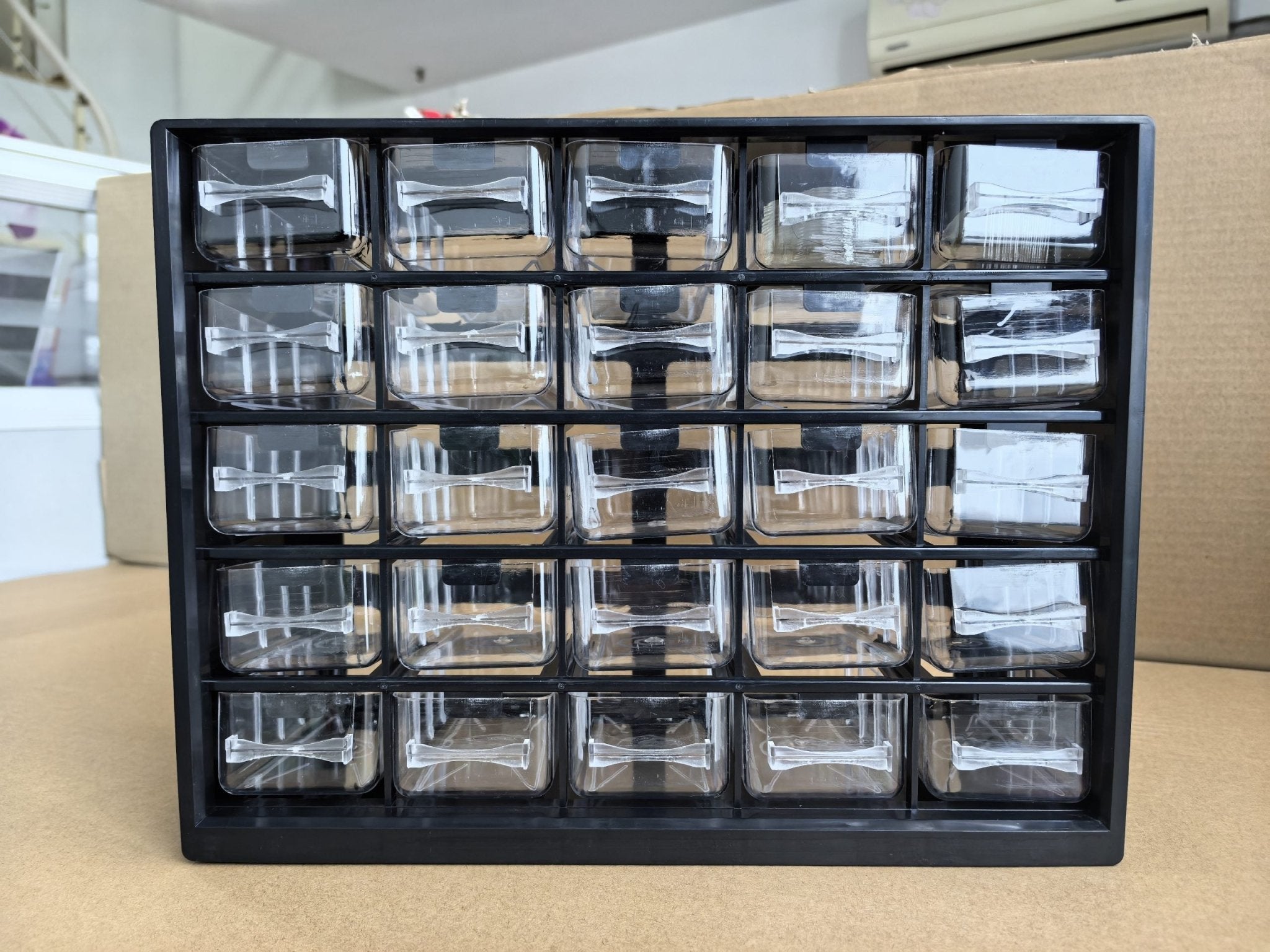 Kit d'assortiment de fixations multi-usages de 1001 pièces avec étui de rangement | Réf. : WTD1001