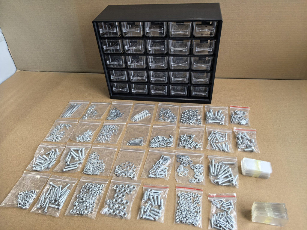 Kit d'assortiment de fixations multi-usages de 1001 pièces avec étui de rangement | Réf. : WTD1001